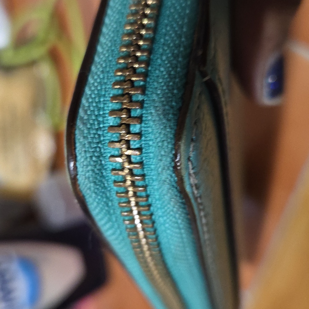 Kate Spade Teal Wallet - Picture 11 of 13